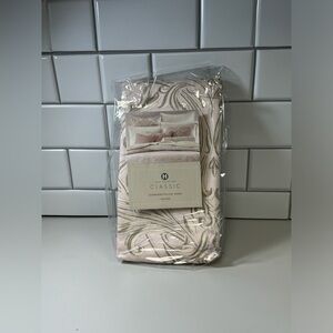 Pink & Gold Pillow Sham